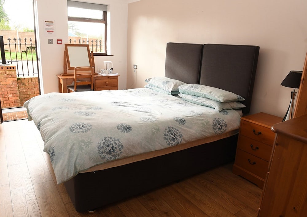 Standard Double or Twin Room photo 1