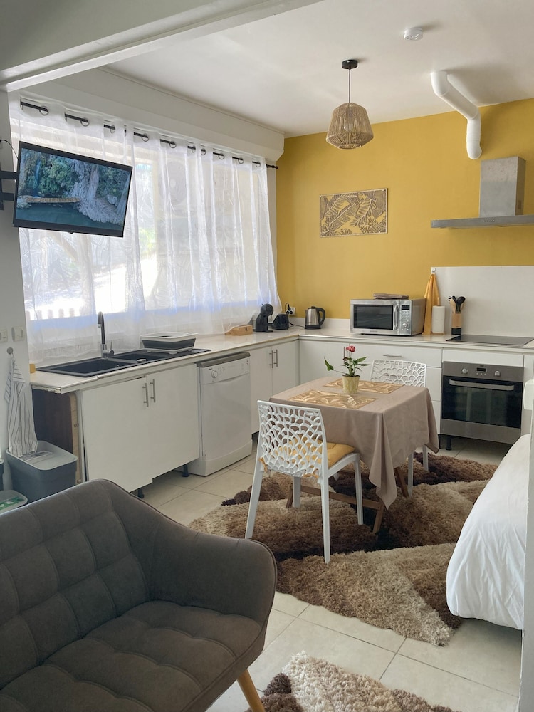 Comfort Studio Suite, 1 Double Bed With Sofa Bed, Garden View photo 2
