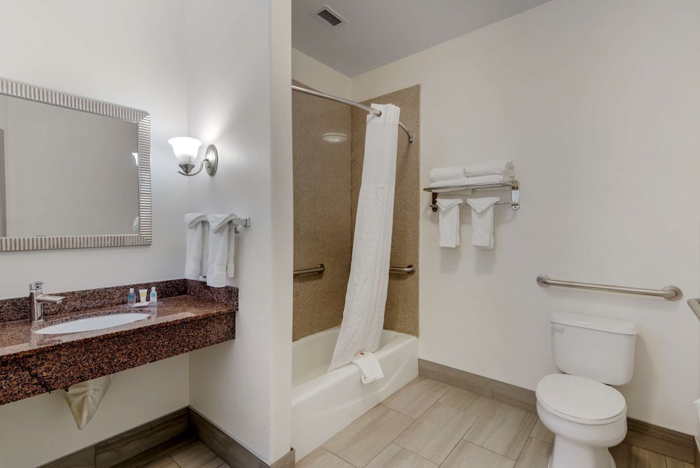 Room, 2 Queen Beds, Accessible, Non Smoking