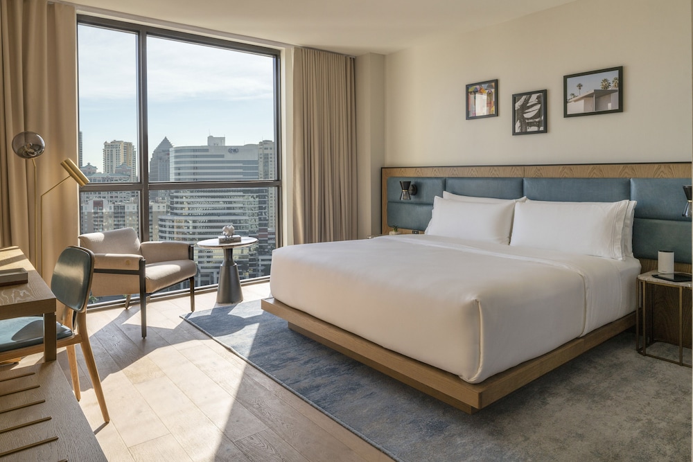 Room, 1 King Bed (View)