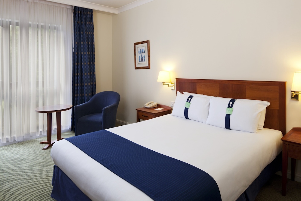 Standard Room, 1 King Bed photo 1