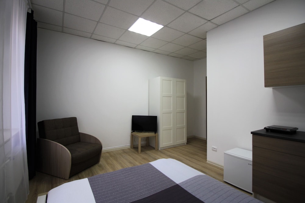 Standard Studio
