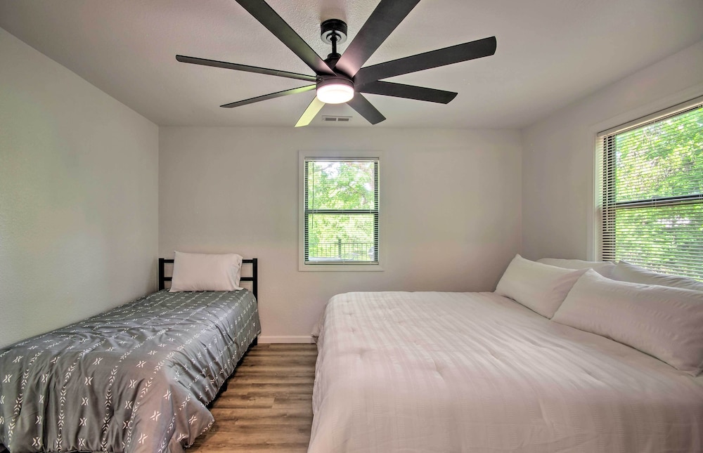 House (2 Bedrooms) photo 2