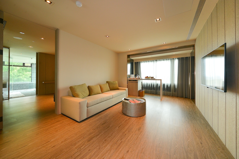 The Gaia Suite photo 2