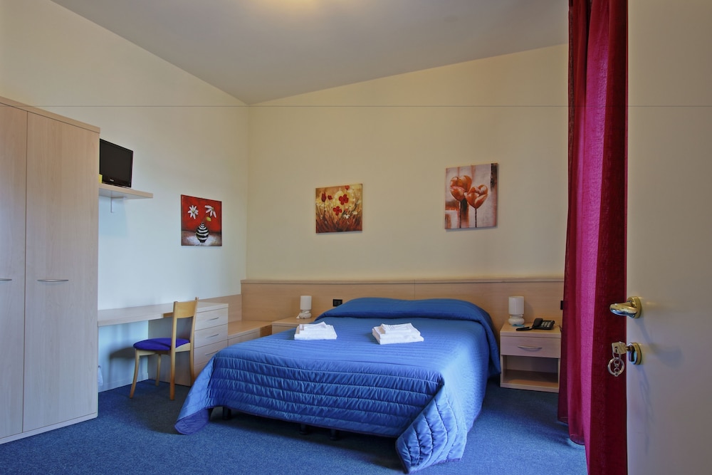 Panoramic Double Room, Lake View photo 1