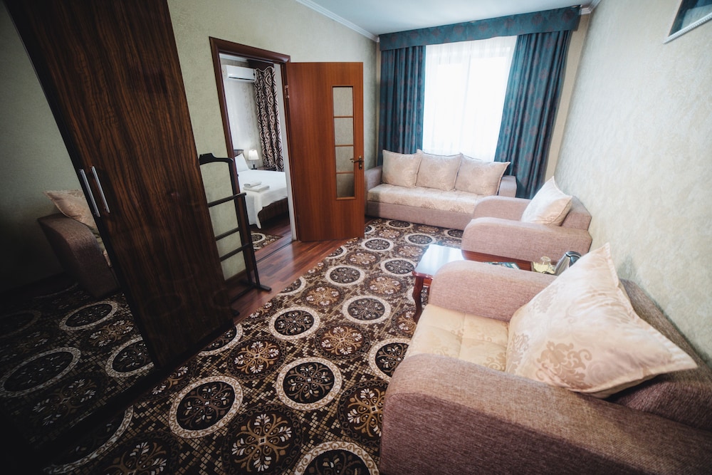 Luxury Suite photo 3