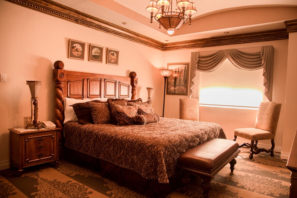 Presidential Suite photo 1