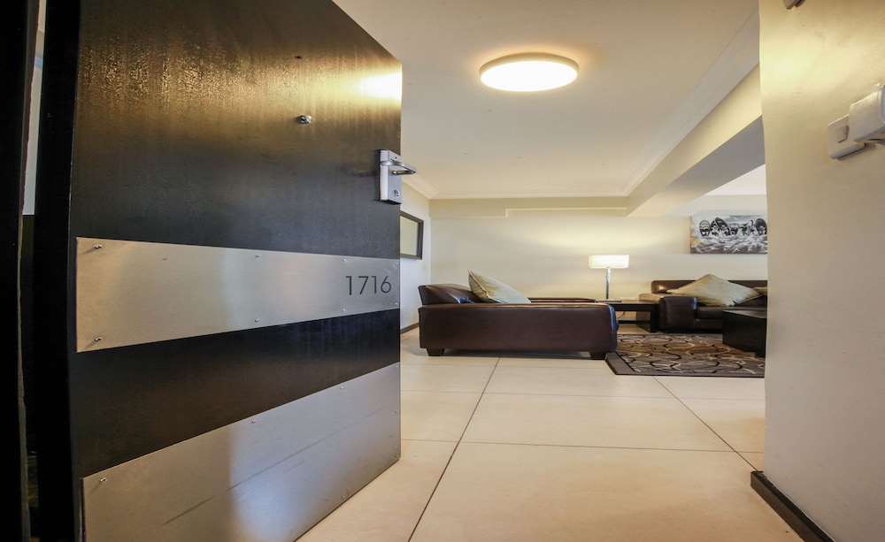 Deluxe Executive Family Suite - Sea Facing - Photo 1