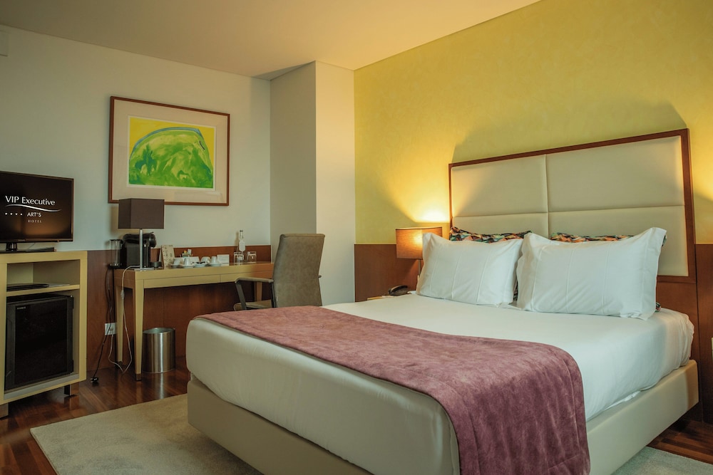Standard Double or Twin Room - Photo 4