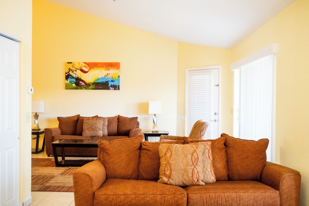 Royal Room, 1 Bedroom photo 2