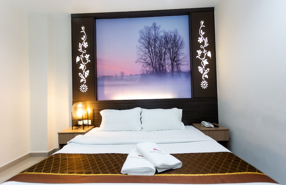 Deluxe Room - Photo 2