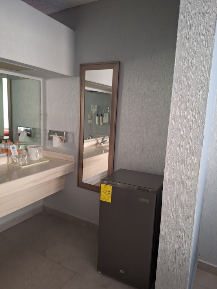 Superior Room, 2 Double Beds, Non Smoking - Photo 5