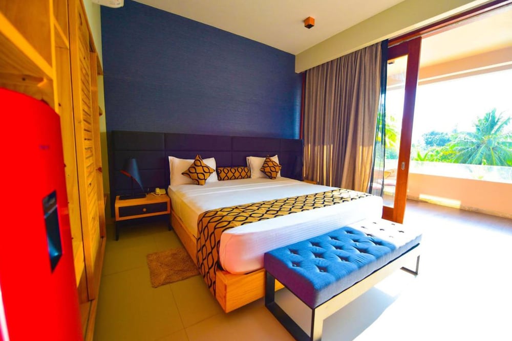 Superior Double Room, 1 Queen Bed, Balcony, Garden View