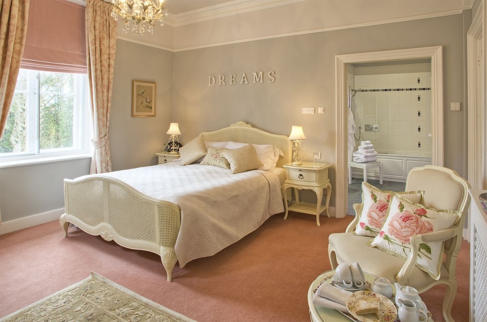 Deluxe Double Room, 1 King Bed photo 1