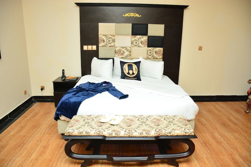 King Suite photo 3