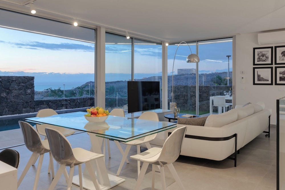 Superior Villa