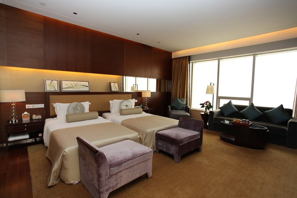 Deluxe Twin Room - Photo 2