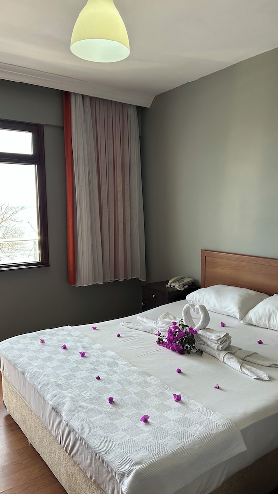 Basic Double Room photo 1