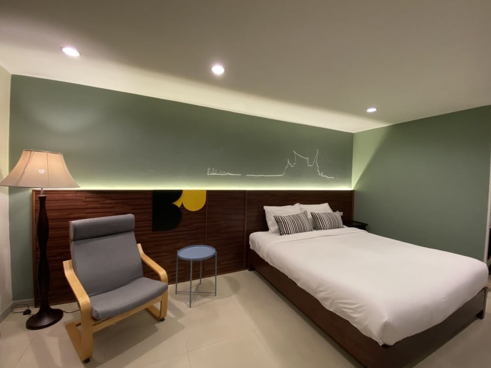 Deluxe Double Room photo 2