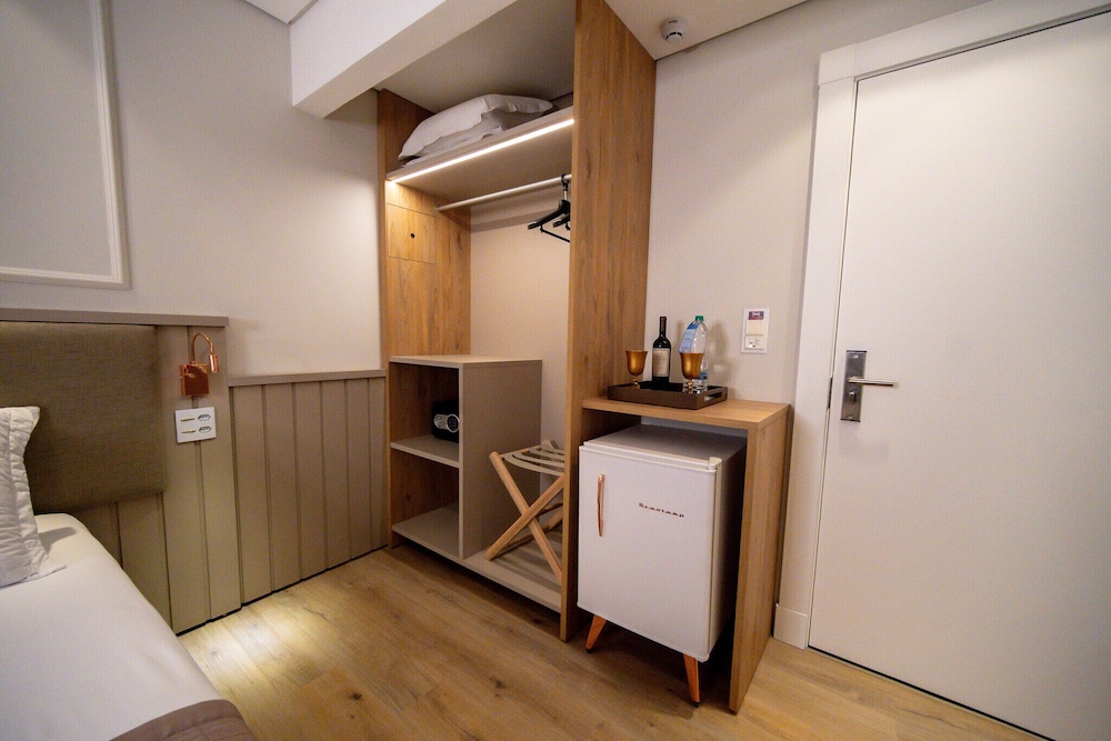 Luxury Suite photo 2