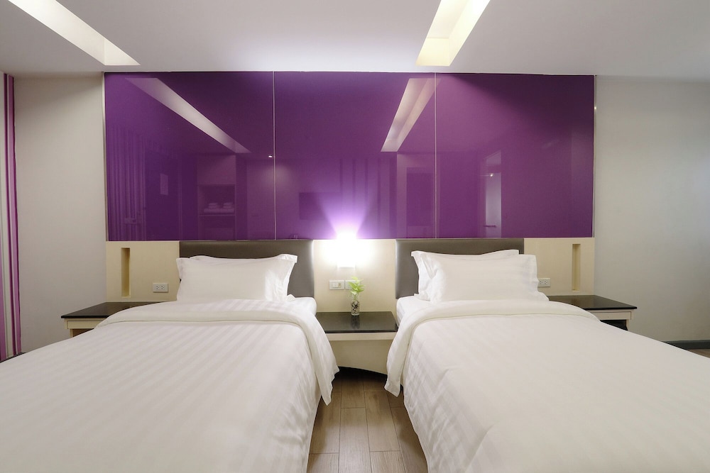 Deluxe Twin Room photo 1