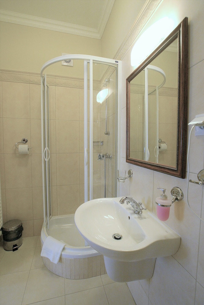 Apartment, 2 Bedrooms (for 1) photo 2