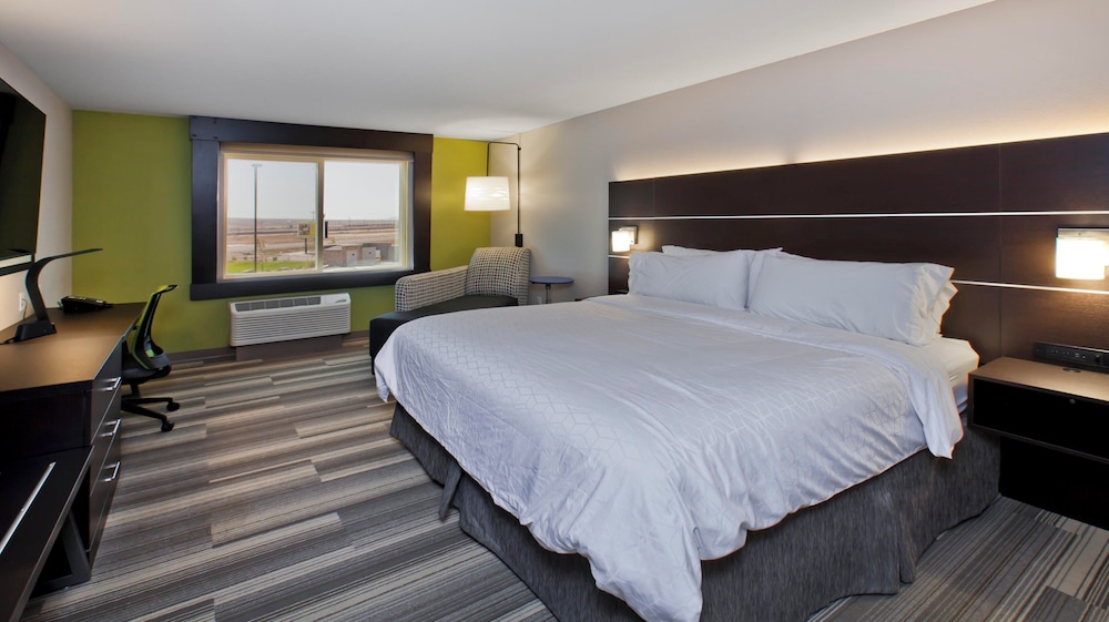 Standard Room, 2 Queen Beds - Photo 1