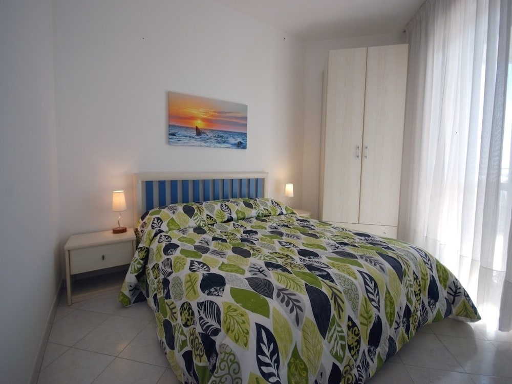 Apartment, 1 Bedroom (B-5)