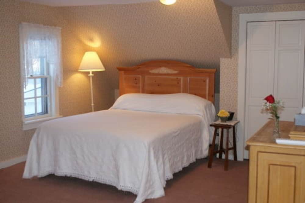 Room (Two Beds Q&F) photo 1