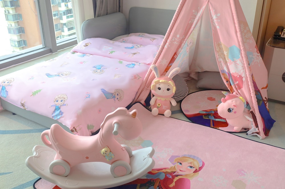 Standard Room, 1 King Bed (Kids Theme) - Photo 4