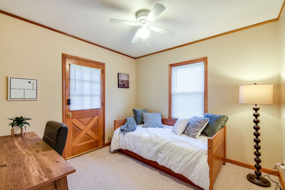 House (2 Bedrooms) photo 2