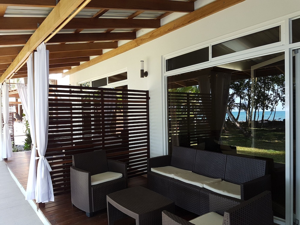 Deluxe Quadruple Room, Ocean View photo 2