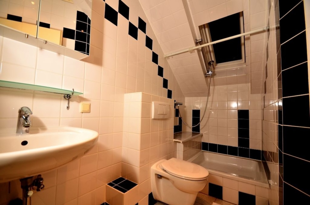 Studio, Balcony (50€ cleaning fee on top of the rate), photo 6