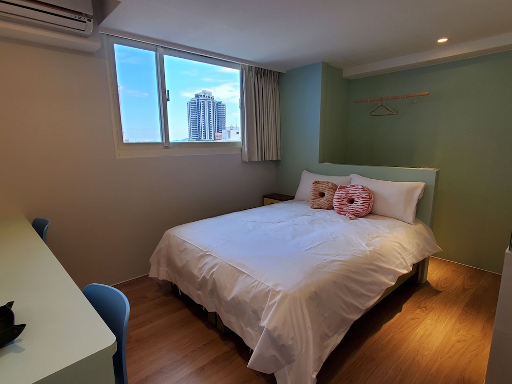 Standard Double Room, Non Smoking - Photo 1