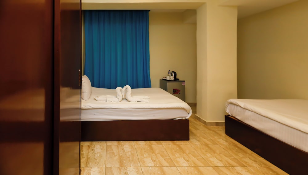 Deluxe Twin Room, 2 Twin Beds photo 2