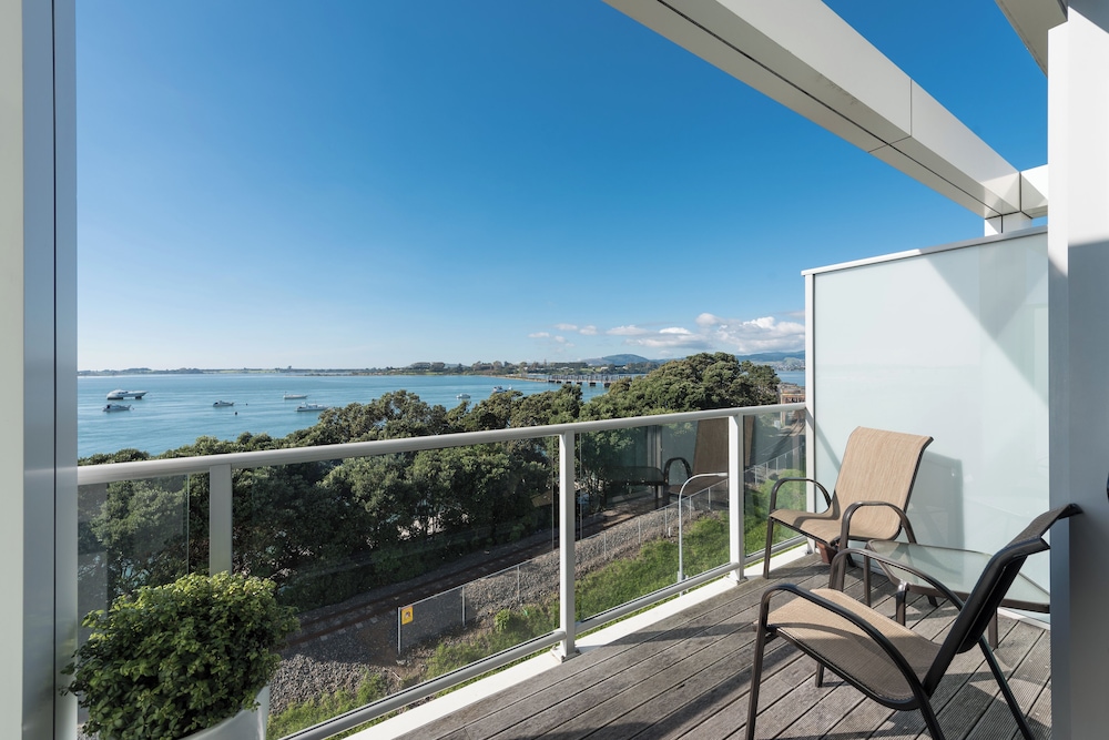 Superior King Room (Harbour View room) photo 2