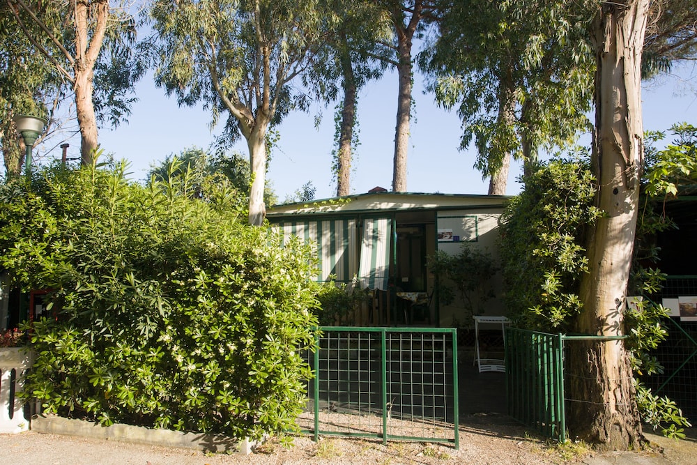 Bungalow (5/6 people) photo 3