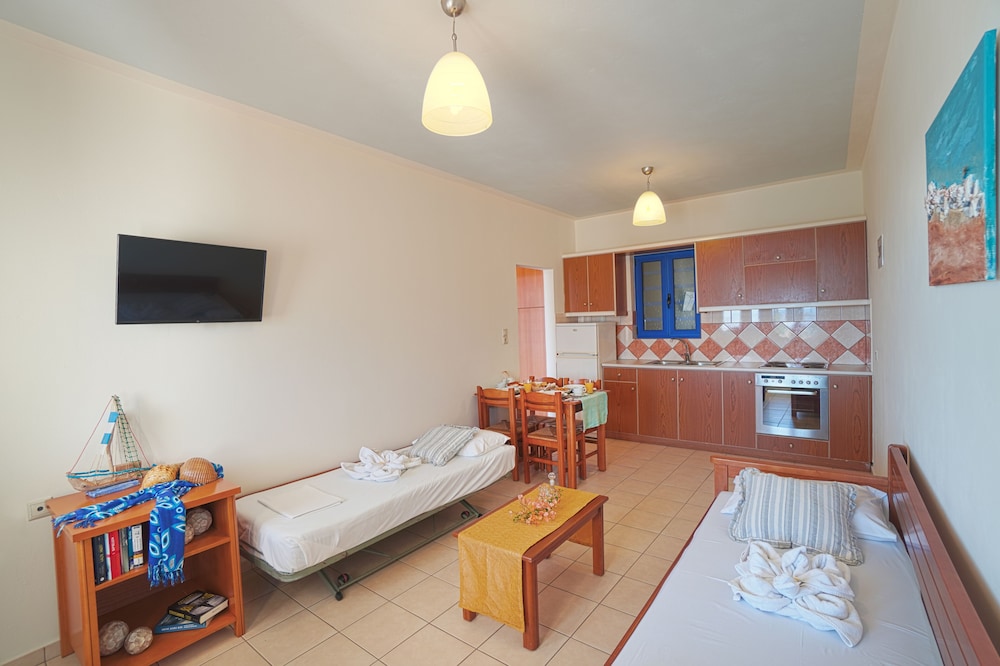 Apartment with Sea View - Photo 22