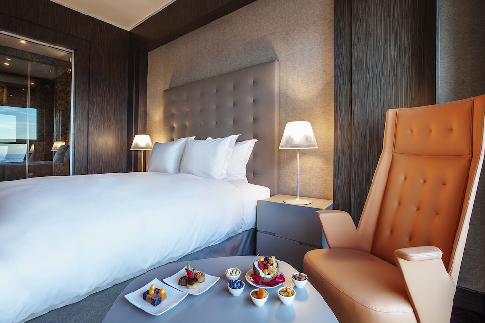 Superior Room, Located Between The Second And The Fifth Floor