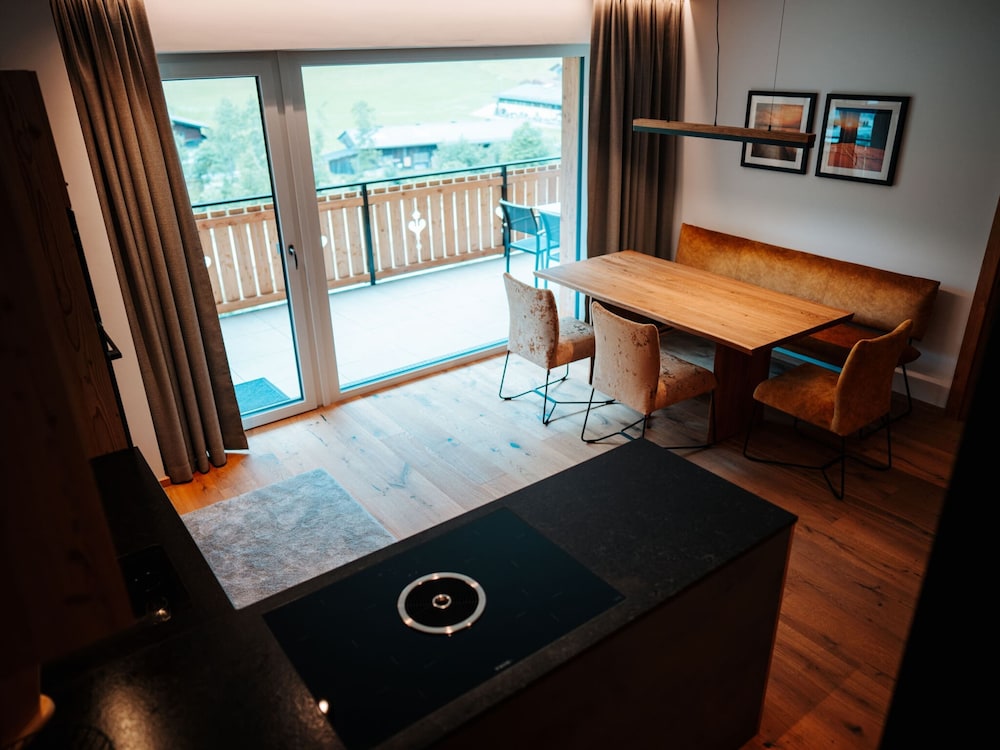 Apartment photo 1