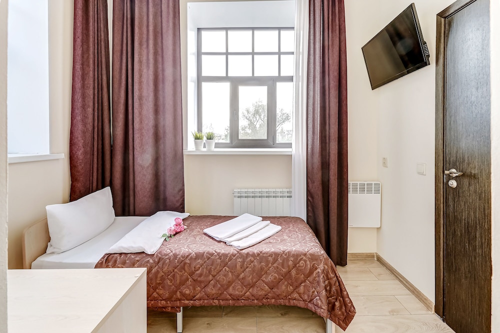 Basic Single Room
