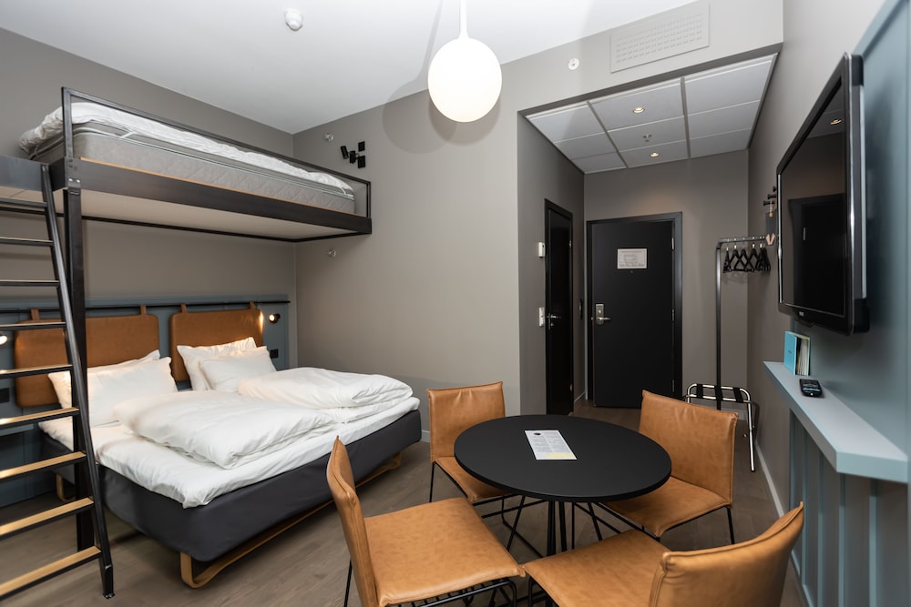 Superior Triple Room, Multiple Beds, Non Smoking