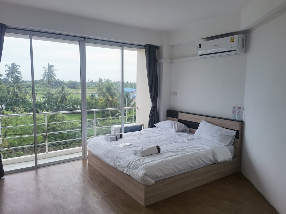 Classic Double Room, Shared Bathroom