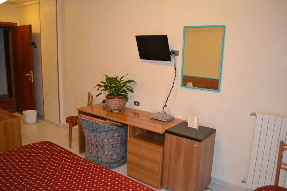 Basic Single Room