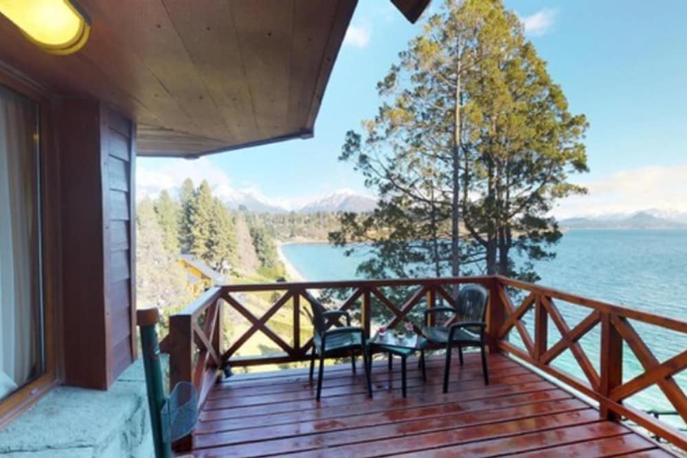 Double or Twin Room, 1 Bedroom, Lake View (Master), photo 6