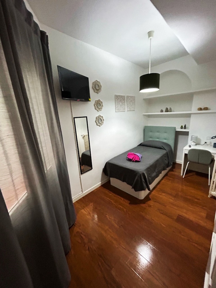 Single Room, Shared Bathroom