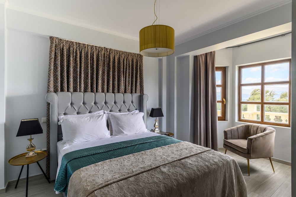 Luxury Villa photo 3