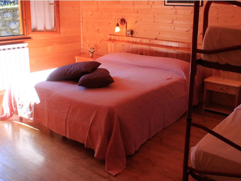 Standard Quadruple Room, Garden View photo 1