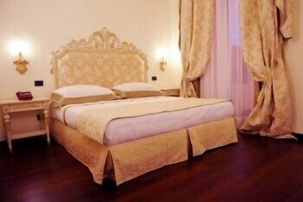 Double Room Single Use