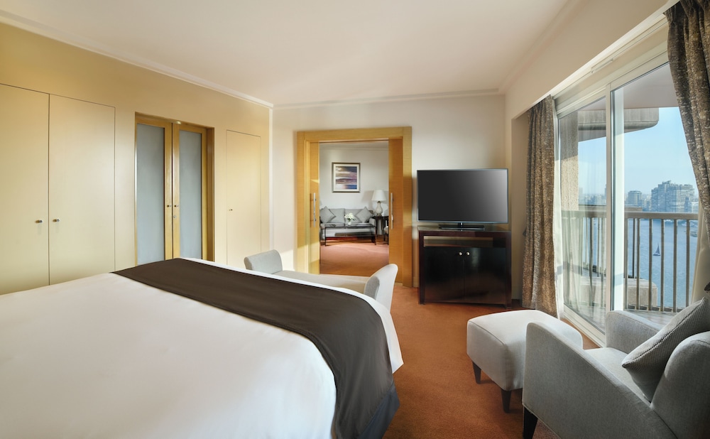 Club Suite, 1 King Bed, Club Lounge Access (Prestige)